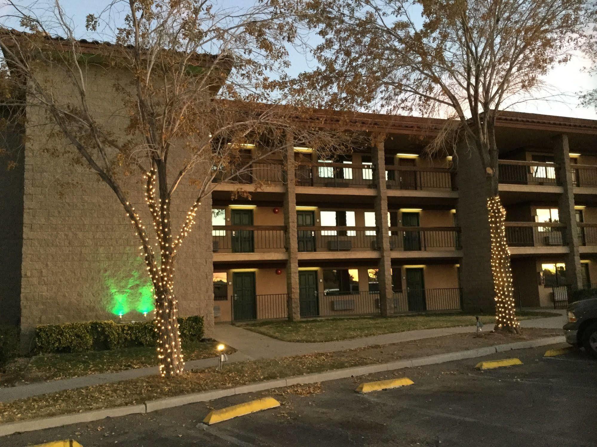 Green Tree Inn And Extended Stay Suites Victorville Eksteriør billede