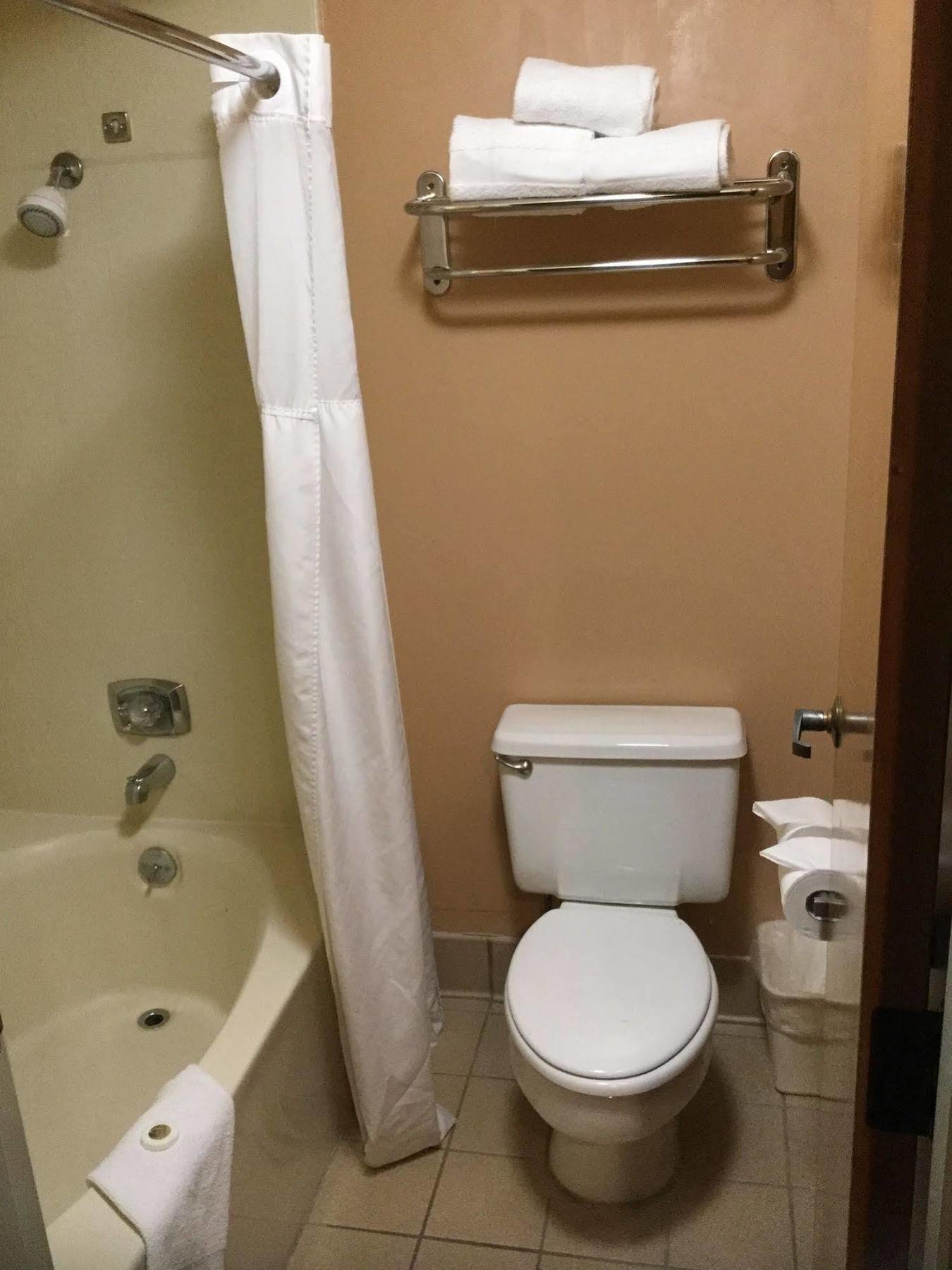 Green Tree Inn And Extended Stay Suites Victorville Eksteriør billede