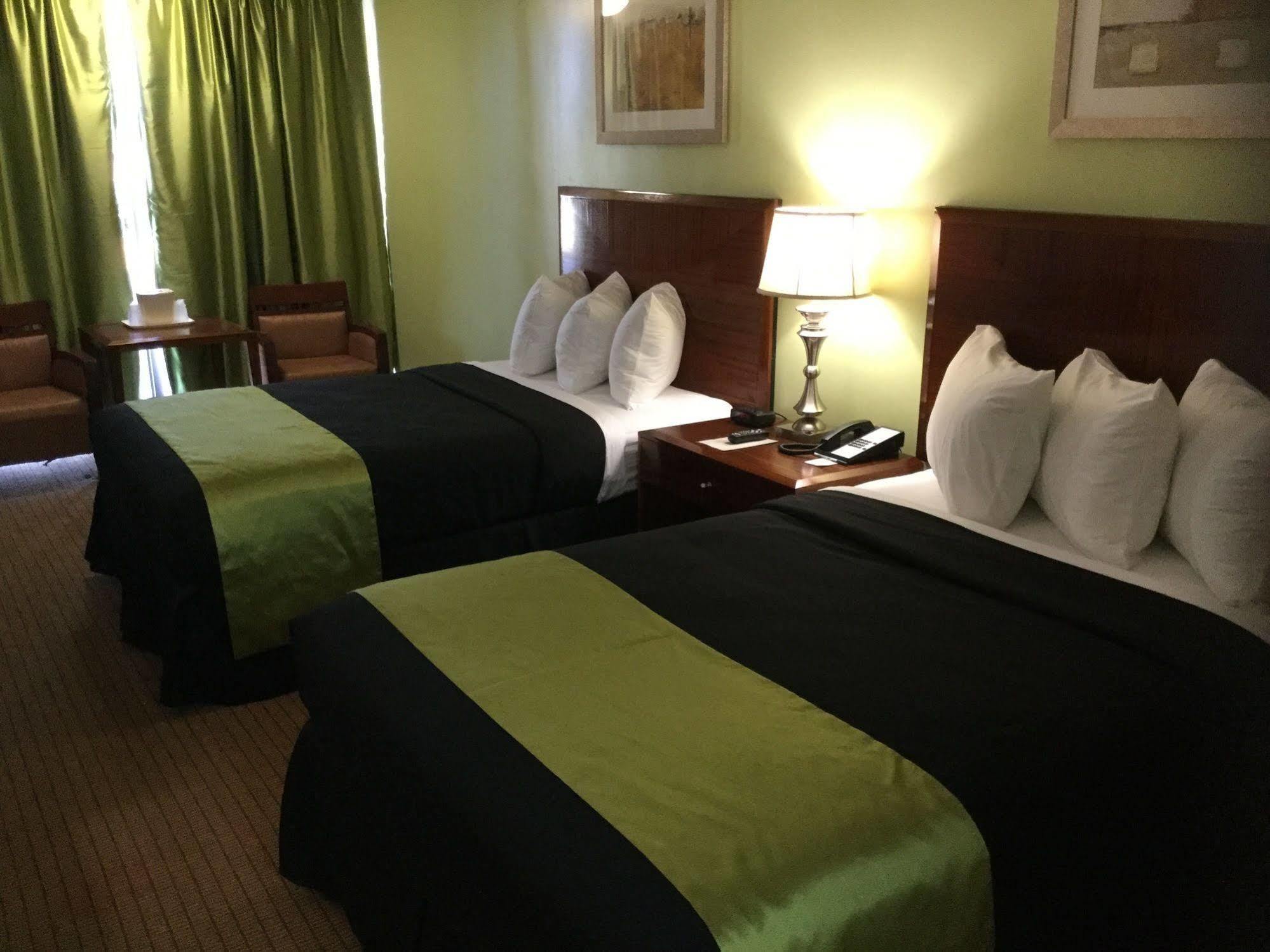 Green Tree Inn And Extended Stay Suites Victorville Eksteriør billede